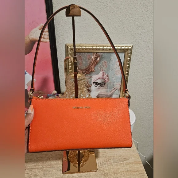 Michael Kors Orange Clutch w/Card Case - Picture 2 of 11